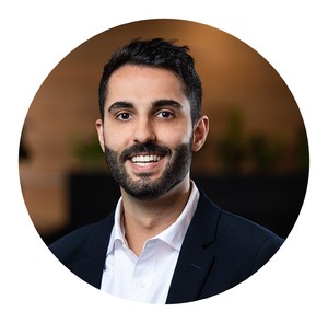 Webinar hosting presenter 