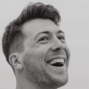 Webinar hosting presenter 