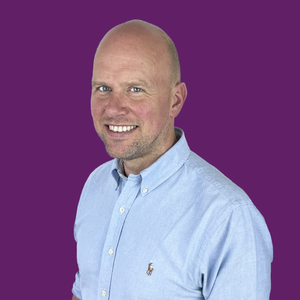 Webinar hosting presenter 