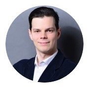Webinar hosting presenter 
