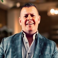 Webinar hosting presenter 