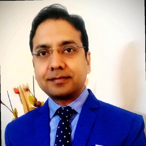 Webinar hosting presenter Ravi Gupta