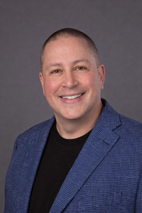 Webinar hosting presenter 
