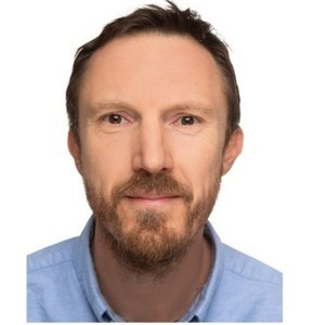 Webinar hosting presenter 
