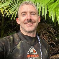 Webinar hosting presenter 