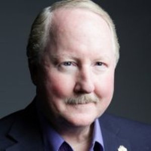 Webinar hosting presenter 