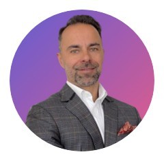 Webinar hosting presenter 