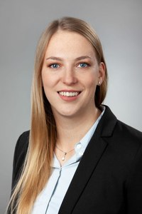 Webinar hosting presenter Tanja Küssau
