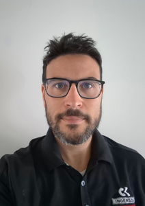 Webinar hosting presenter 