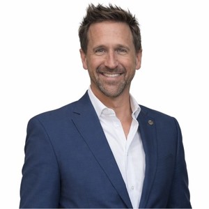 Webinar hosting presenter 