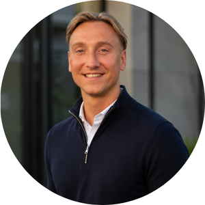 Webinar hosting presenter 