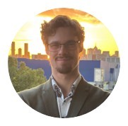 Webinar hosting presenter 