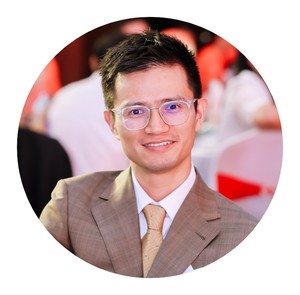 Webinar hosting presenter 