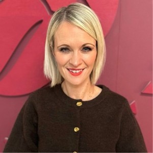 Webinar hosting presenter 