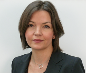Webinar hosting presenter Irina B.