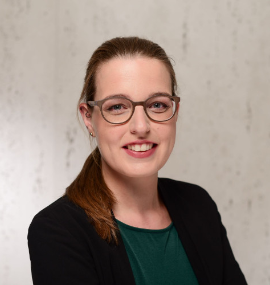 Webinar hosting presenter Sarah Wittmar