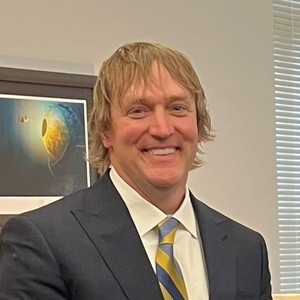 Webinar hosting presenter 