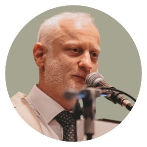 Webinar hosting presenter 