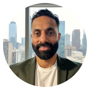 Webinar hosting presenter 