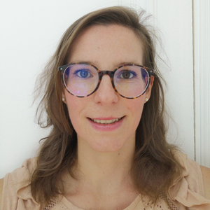 Webinar hosting presenter 