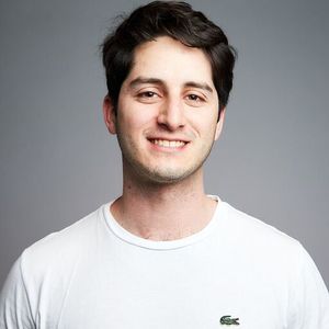 Webinar hosting presenter 