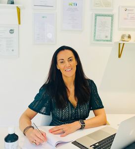 Webinar hosting presenter 