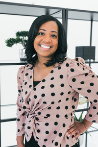 Webinar hosting presenter Chloe Moore