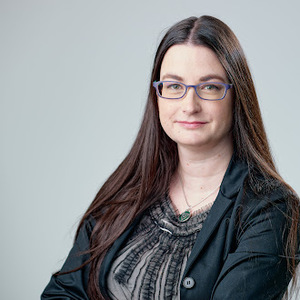Webinar hosting presenter 