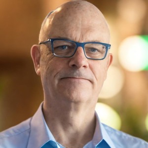 Webinar hosting presenter 