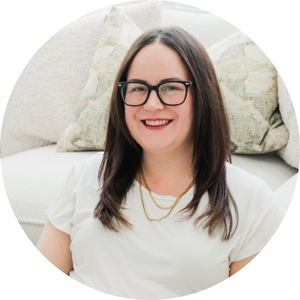 Webinar hosting presenter 