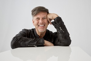Webinar hosting presenter 