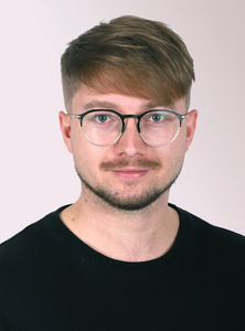 Webinar hosting presenter 
