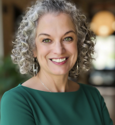  Suzanne Orzech