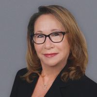 Webinar hosting presenter 