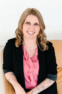 Webinar hosting presenter 