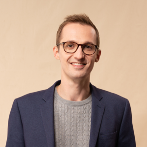 Webinar hosting presenter 