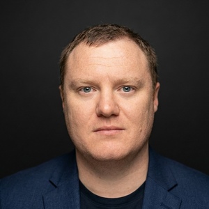 Webinar hosting presenter 
