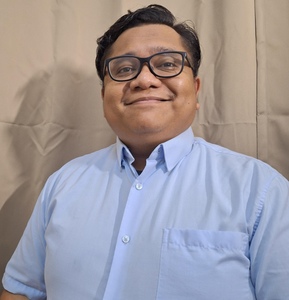 Webinar hosting presenter 