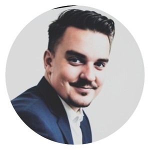 Webinar hosting presenter 