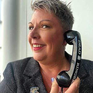 Webinar hosting presenter 