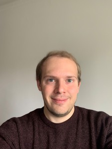 Webinar hosting presenter 