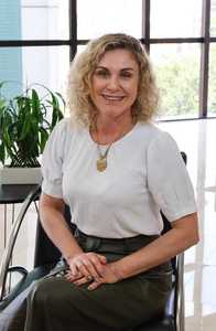 Webinar hosting presenter 