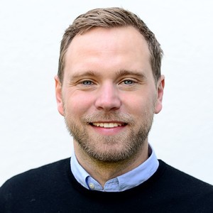 Webinar hosting presenter 
