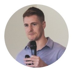 Webinar hosting presenter 