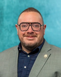 Webinar hosting presenter Robert Widigan