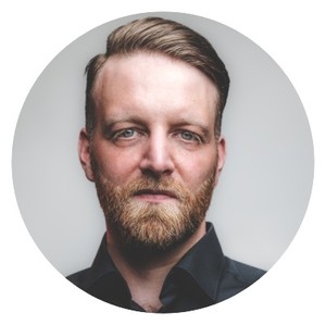 Webinar hosting presenter 