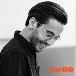 Webinar hosting presenter 