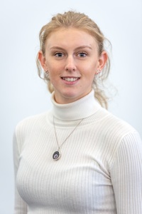 Webinar hosting presenter 