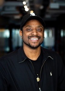 Webinar hosting presenter 