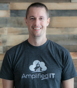 Webinar hosting presenter 